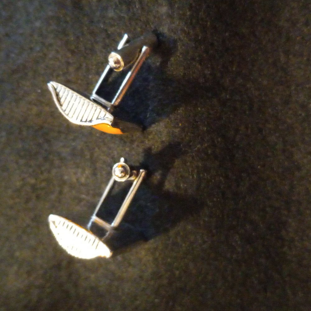 Cufflinks - Picture 3 of 3
